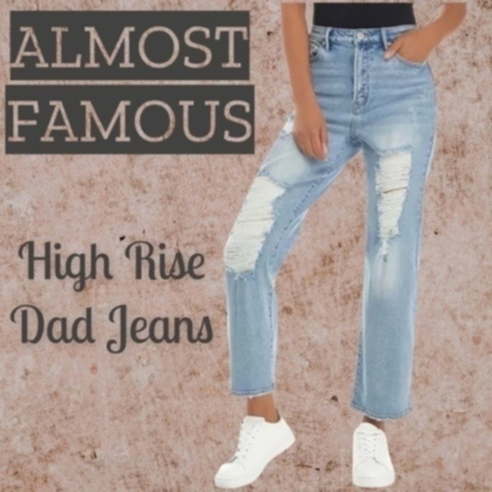 ALMOST FAMOUS Jr’s Destructed Loose-Straight Leg High Rise Dad Jeans/Sz. 9 NWT